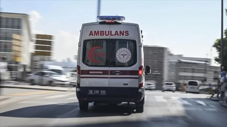 ambulans3jpg-yPtpHom300yVadSlsUPn4A
